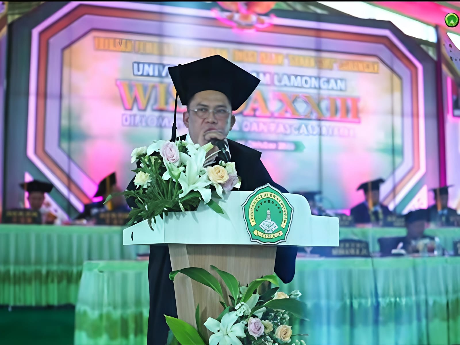 Rektor Unisla kepada 1.166 Wisudawan: Jangan Berhenti pada Gelar, Jadilah Manfaat bagi Masyarakat